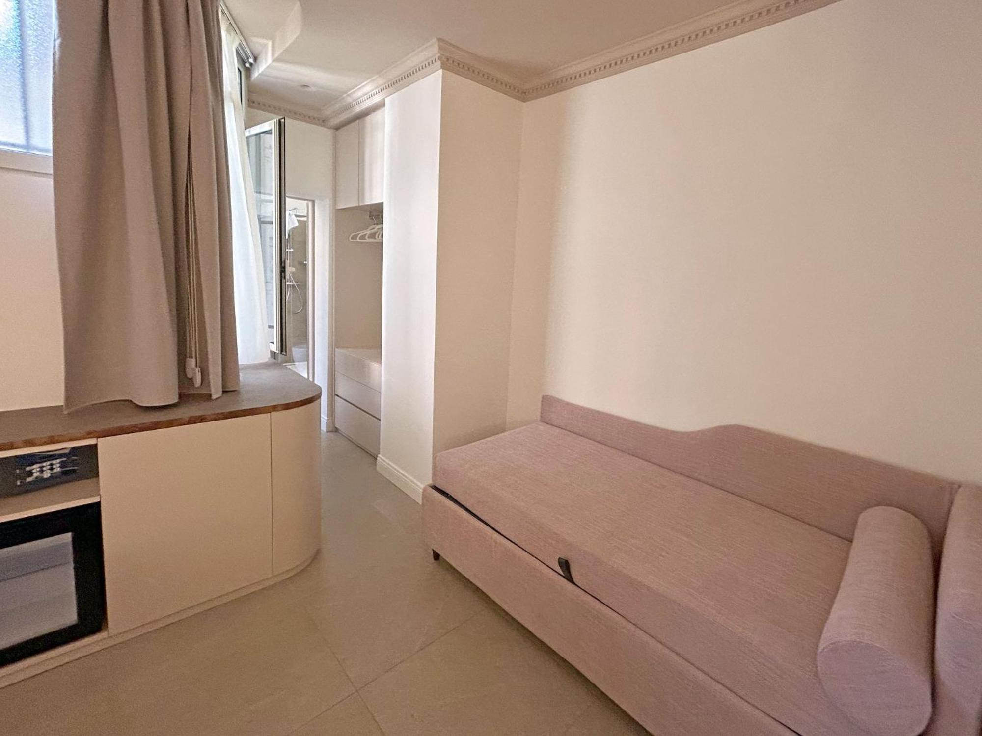 Astom Suites Рим Екстериор снимка